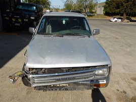 1990 TOYOTA PICK UP XTRA CAB SR5 SILVER 3.0 MT 2WD Z21423